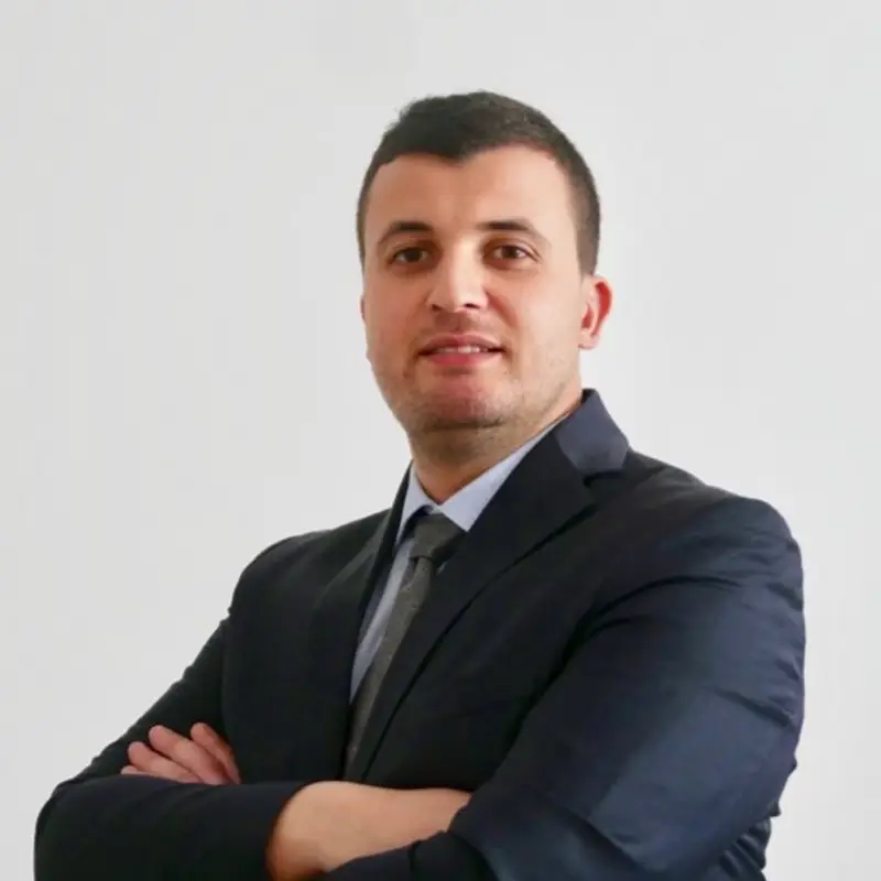 Docteur ophtalmologue Nazim Boutellis à Orléans chez Ophta Loiret